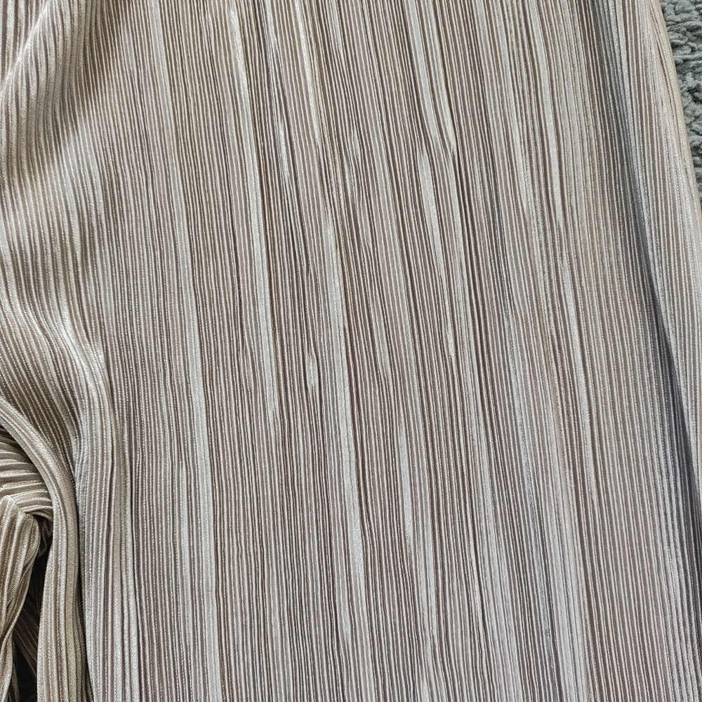 Nwt Lush one shoulder Jumpsuit taupe color size med - Picture 5 of 8